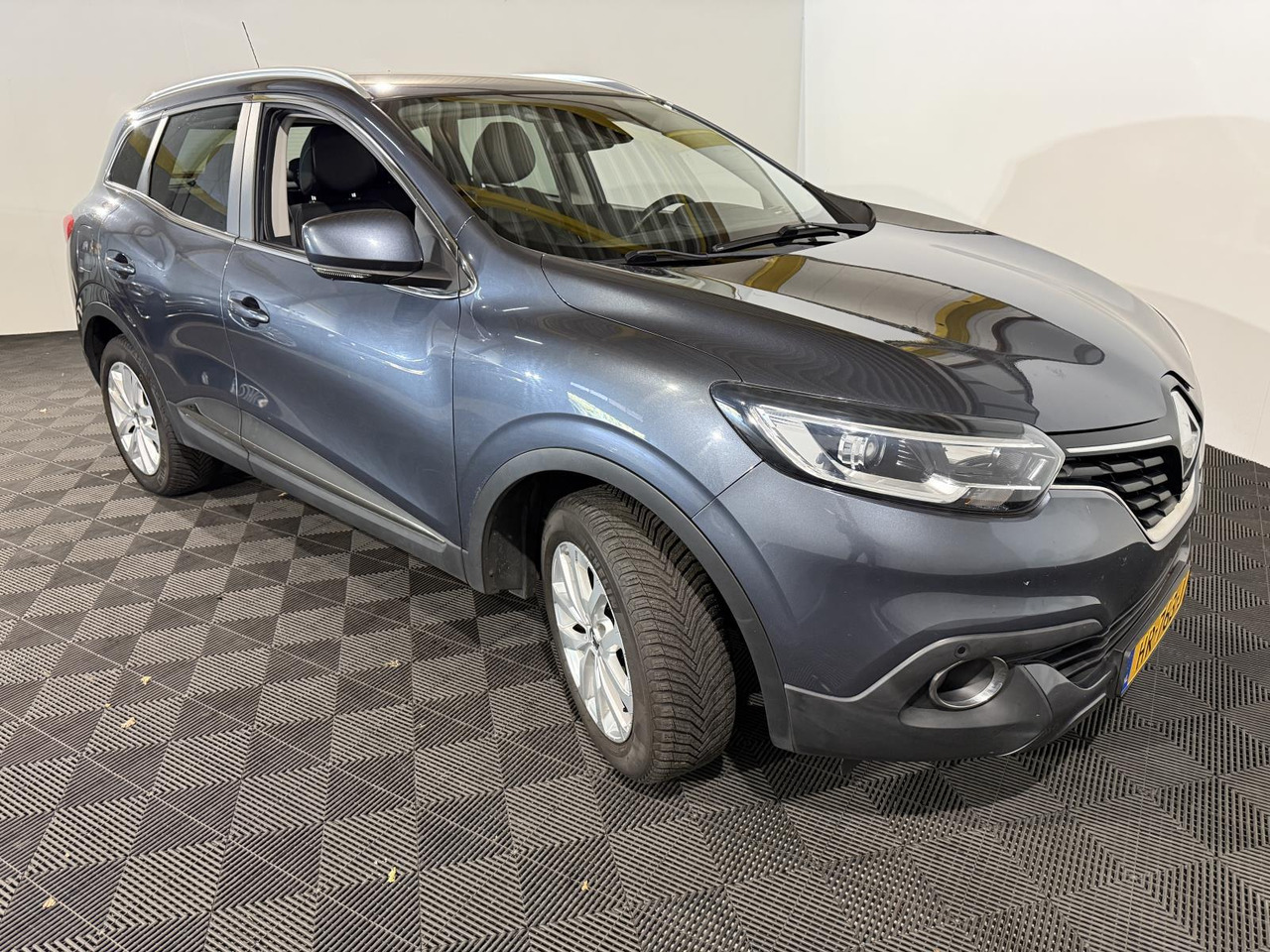 Renault | Kadjar | 1.2 TCe Intens | 2015 | 187.621 km | HR763J | Logisch - SUV/ Geländewagen: das Bild 5 Renault | Kadjar | 1.2 TCe Intens | 2015 | 187.621 km | HR763J | Logisch - SUV/ Geländewagen: das Bild 5