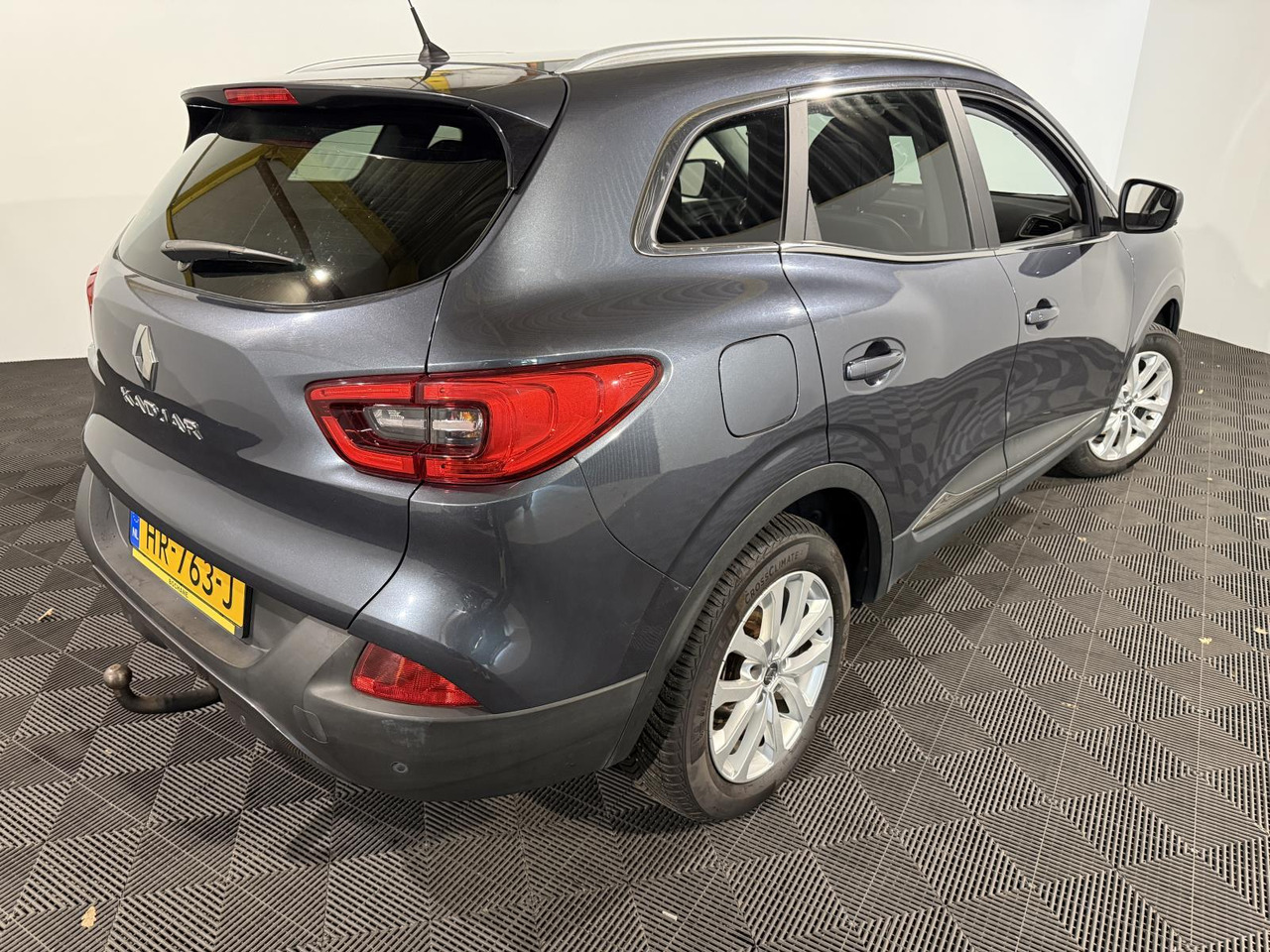 Renault | Kadjar | 1.2 TCe Intens | 2015 | 187.621 km | HR763J | Logisch - SUV/ Geländewagen: das Bild 4 Renault | Kadjar | 1.2 TCe Intens | 2015 | 187.621 km | HR763J | Logisch - SUV/ Geländewagen: das Bild 4