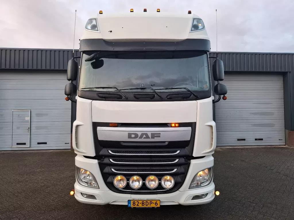 DAF XF 460 2014 - Sattelzugmaschine: das Bild 2 DAF XF 460 2014 - Sattelzugmaschine: das Bild 2