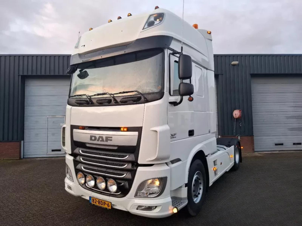 DAF XF 460 2014 - Sattelzugmaschine: das Bild 1 DAF XF 460 2014 - Sattelzugmaschine: das Bild 1
