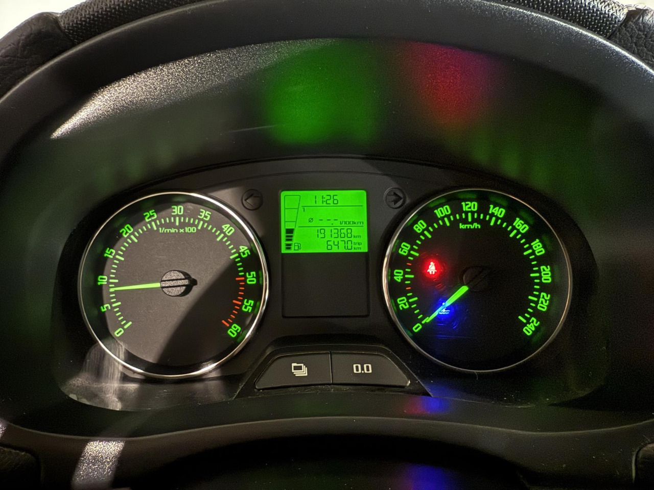 Skoda | Fabia Combi | 1.2 TDI Greenline | 2011 | 191.368 km | 98SBN4 | Logisch - PKW: das Bild 4 Skoda | Fabia Combi | 1.2 TDI Greenline | 2011 | 191.368 km | 98SBN4 | Logisch - PKW: das Bild 4