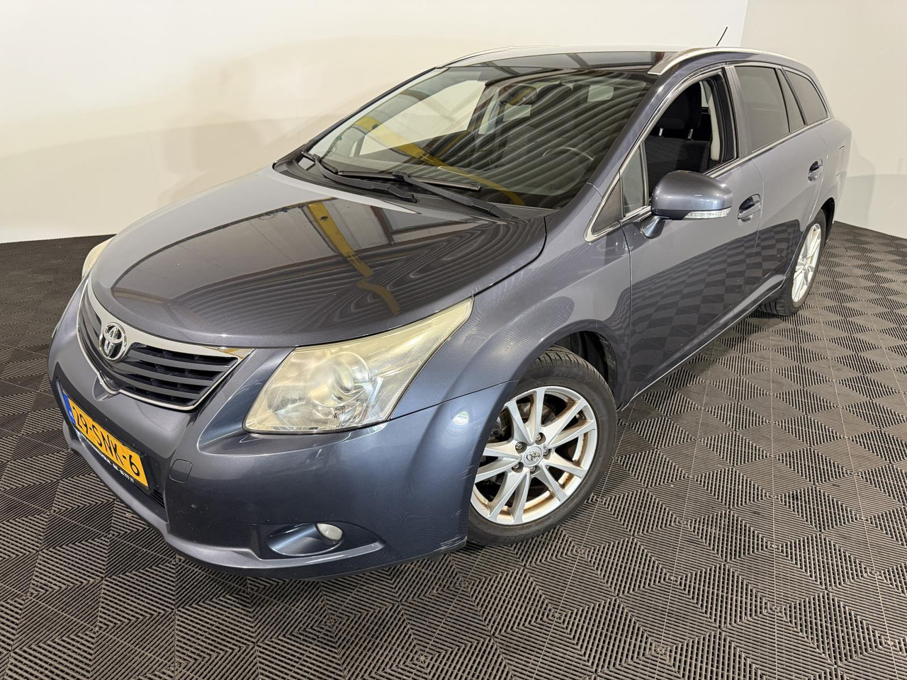 Toyota Avensis Wagon 2.0 VVTi Business | 2011 | 363.331 km | 29-SNK-6 - PKW: das Bild 1 Toyota Avensis Wagon 2.0 VVTi Business | 2011 | 363.331 km | 29-SNK-6 - PKW: das Bild 1