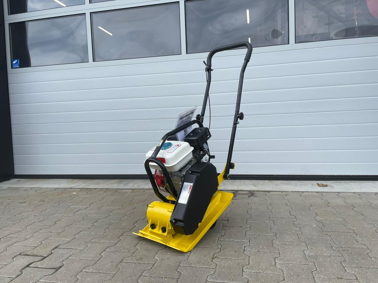 Trilplaat Nürnberg - Werkstattgerät: das Bild 1 Trilplaat Nürnberg - Werkstattgerät: das Bild 1