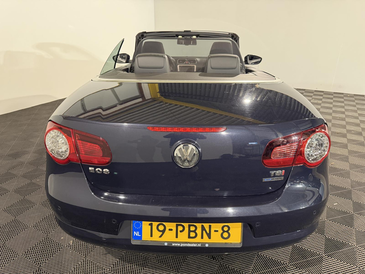 Volkswagen | Eos | 1.4 TSI Highline BlueMotion | 2011 | 147.563 km | 19PBN8 | Logisch - PKW: das Bild 4 Volkswagen | Eos | 1.4 TSI Highline BlueMotion | 2011 | 147.563 km | 19PBN8 | Logisch - PKW: das Bild 4