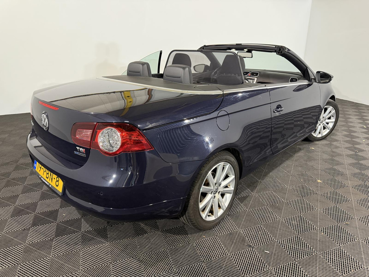Volkswagen | Eos | 1.4 TSI Highline BlueMotion | 2011 | 147.563 km | 19PBN8 | Logisch - PKW: das Bild 5 Volkswagen | Eos | 1.4 TSI Highline BlueMotion | 2011 | 147.563 km | 19PBN8 | Logisch - PKW: das Bild 5