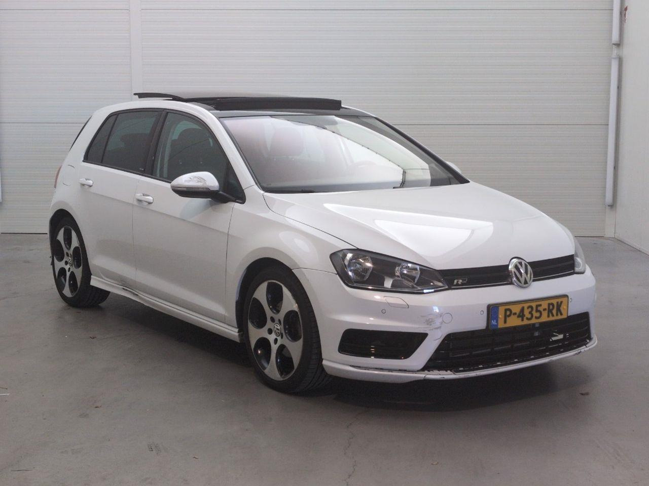 Volkswagen Golf 1.4 TSI Connected Series | 2017 | 114.917 km | Automaat | P435RK | NAP: Geen oordeel - Schrägheck: das Bild 2 Volkswagen Golf 1.4 TSI Connected Series | 2017 | 114.917 km | Automaat | P435RK | NAP: Geen oordeel - Schrägheck: das Bild 2