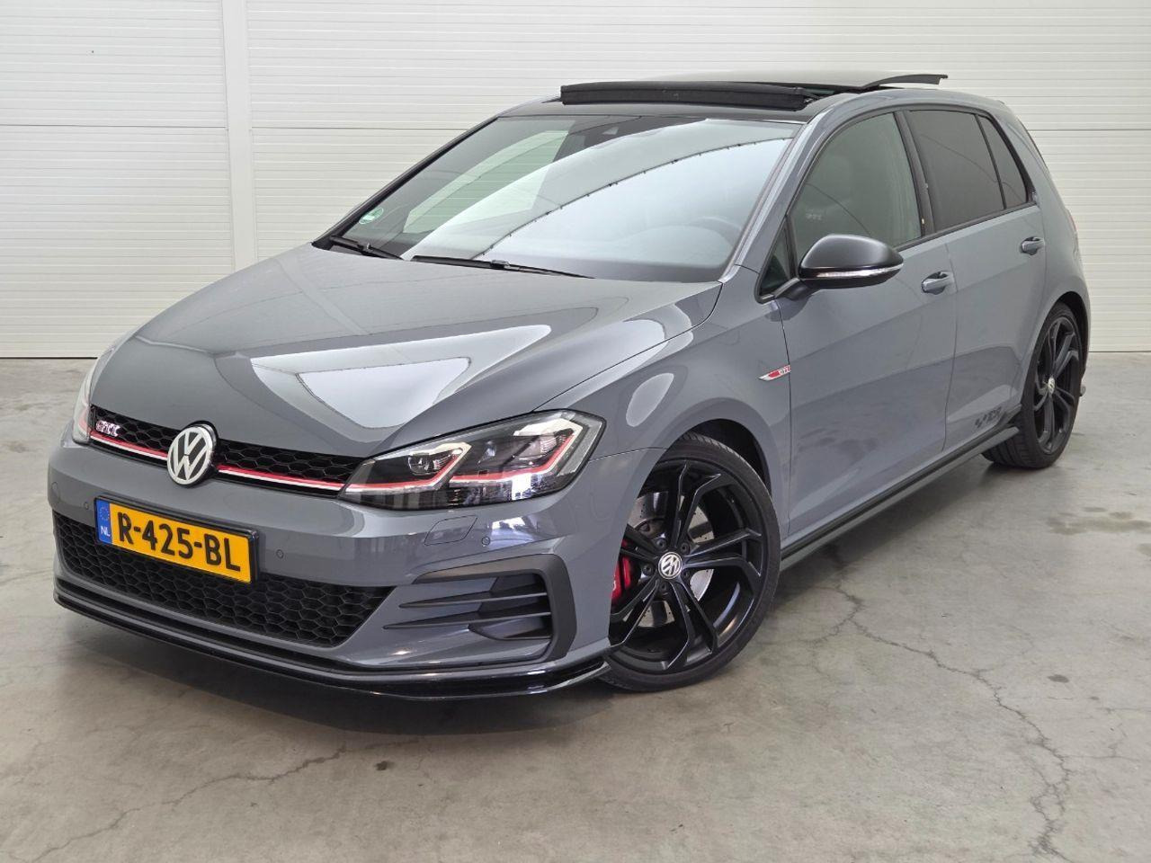 Volkswagen Golf 2.0 TSI GTI TCR | 2020 | 134.461 km | Automaat | R425BL | NAP: Geen oordeel - Schrägheck: das Bild 1 Volkswagen Golf 2.0 TSI GTI TCR | 2020 | 134.461 km | Automaat | R425BL | NAP: Geen oordeel - Schrägheck: das Bild 1