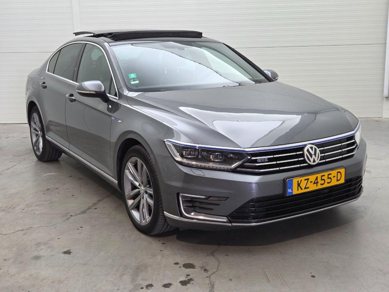 Volkswagen Passat 1.4 TSI GTE Connected Series Plus | 2016 | 354.708 km | KZ455D | NAP: Logisch - Limousine: das Bild 2 Volkswagen Passat 1.4 TSI GTE Connected Series Plus | 2016 | 354.708 km | KZ455D | NAP: Logisch - Limousine: das Bild 2