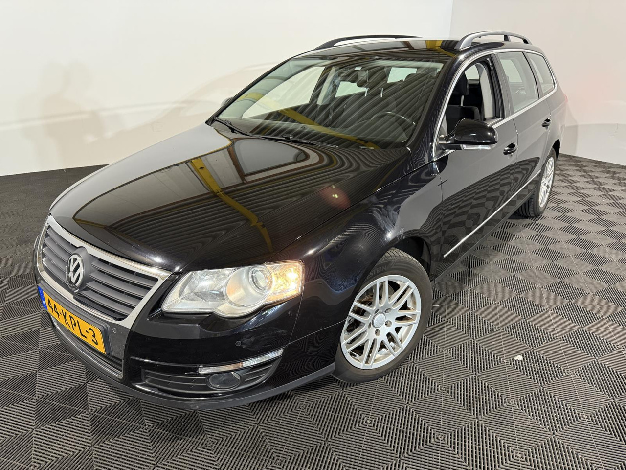 Volkswagen | Passat Variant | 1.4 TSI Comfortline BlueMotion | 2010 | 220.978 km | 44KPL3 | Automaat | Logisch - PKW: das Bild 1 Volkswagen | Passat Variant | 1.4 TSI Comfortline BlueMotion | 2010 | 220.978 km | 44KPL3 | Automaat | Logisch - PKW: das Bild 1