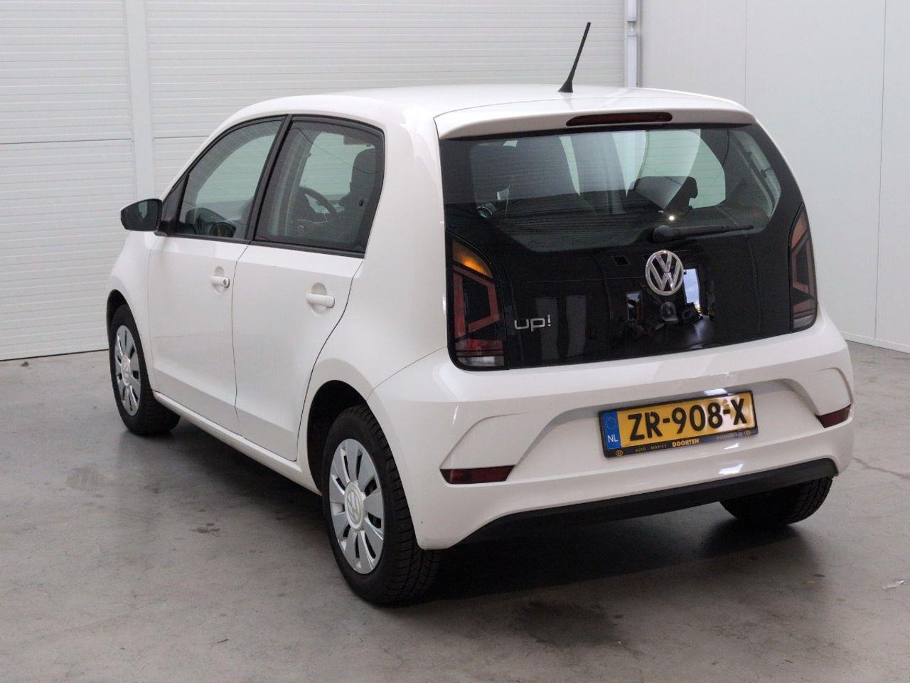 Volkswagen Up! 1.0 BMT move up! | 2019 | 114.730 km | ZR908X | NAP: Logisch - Schrägheck: das Bild 3 Volkswagen Up! 1.0 BMT move up! | 2019 | 114.730 km | ZR908X | NAP: Logisch - Schrägheck: das Bild 3