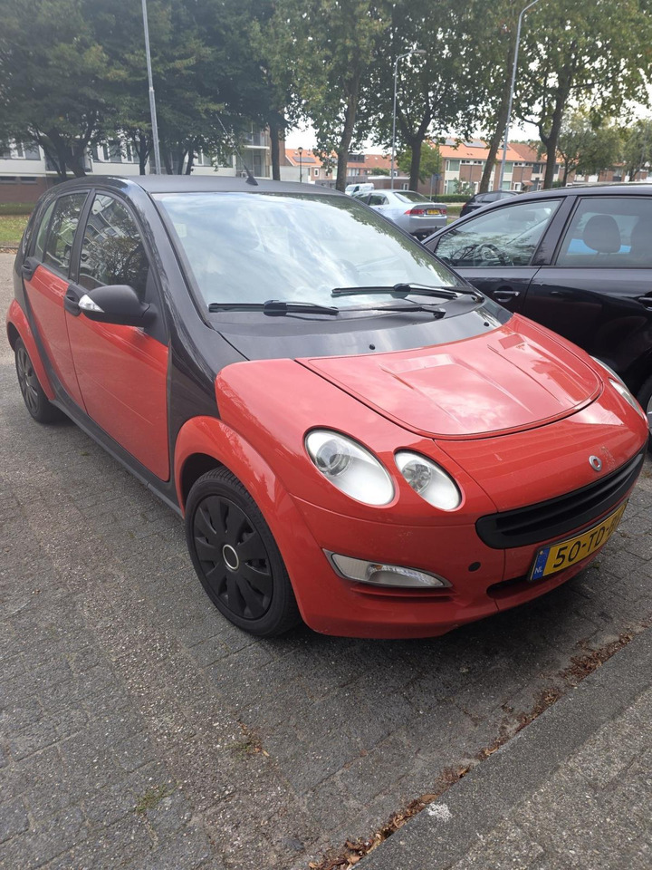 Smart | forfour | 1.1 pulse | 2006 | 234.985 km | 50TDBF | Logisch - Schrägheck: das Bild 1 Smart | forfour | 1.1 pulse | 2006 | 234.985 km | 50TDBF | Logisch - Schrägheck: das Bild 1