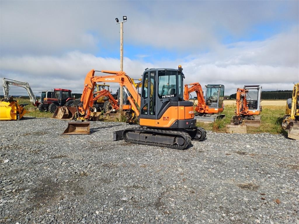 Hitachi ZX50u Engcon pyörittäjällä - Minibagger: das Bild 3 Hitachi ZX50u Engcon pyörittäjällä - Minibagger: das Bild 3