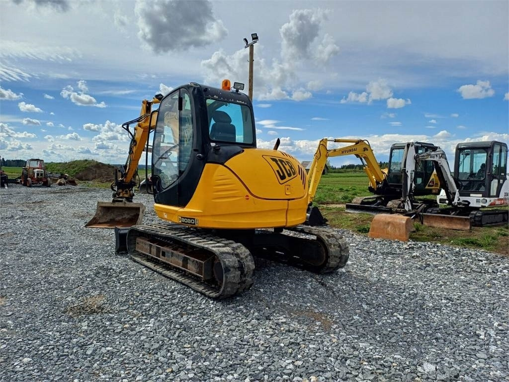 JCB 8080 Engconin pyörittäjällä - Minibagger: das Bild 4 JCB 8080 Engconin pyörittäjällä - Minibagger: das Bild 4