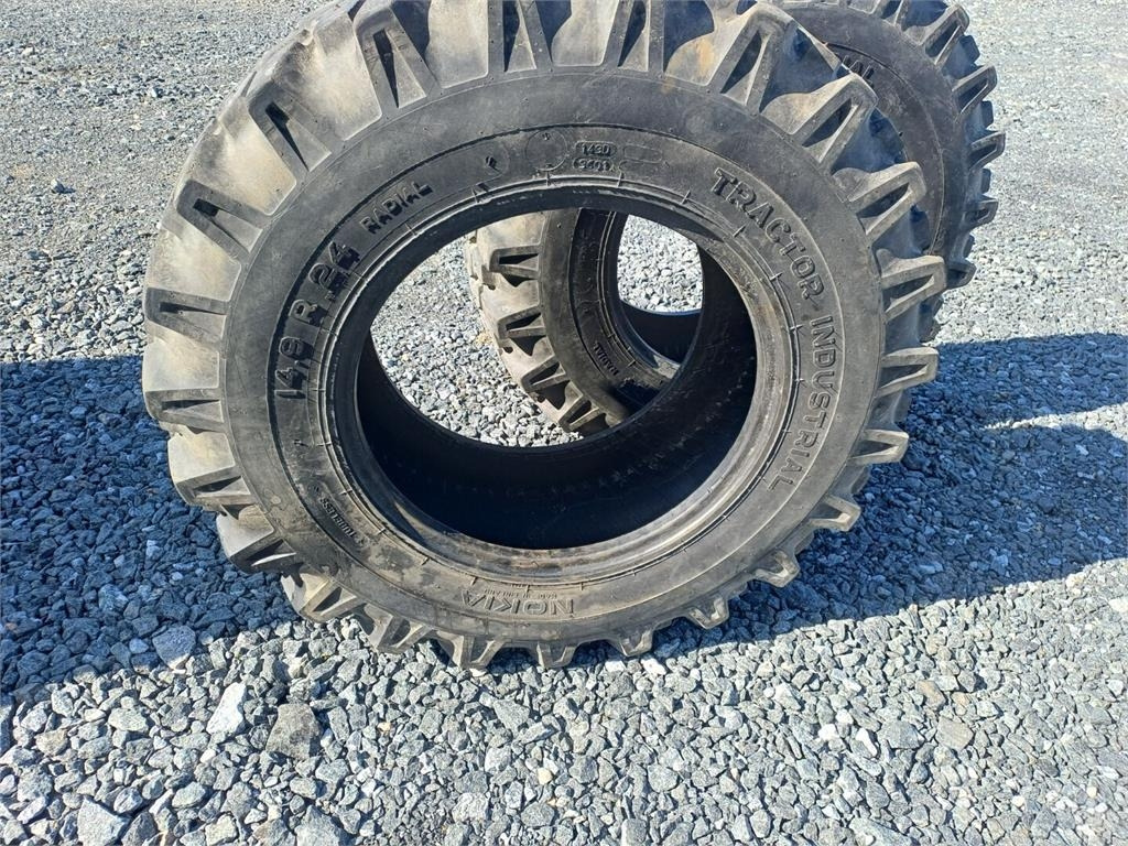 Nokian 18.4 R34 ja 14.9 R24 palapintarenkaat nastoilla - Landmaschine: das Bild 3 Nokian 18.4 R34 ja 14.9 R24 palapintarenkaat nastoilla - Landmaschine: das Bild 3