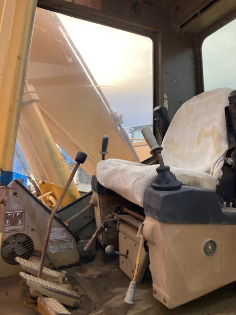 Pelle sur chenilles CATERPILLAR 215 B - Kettenbagger: das Bild 2 Pelle sur chenilles CATERPILLAR 215 B - Kettenbagger: das Bild 2