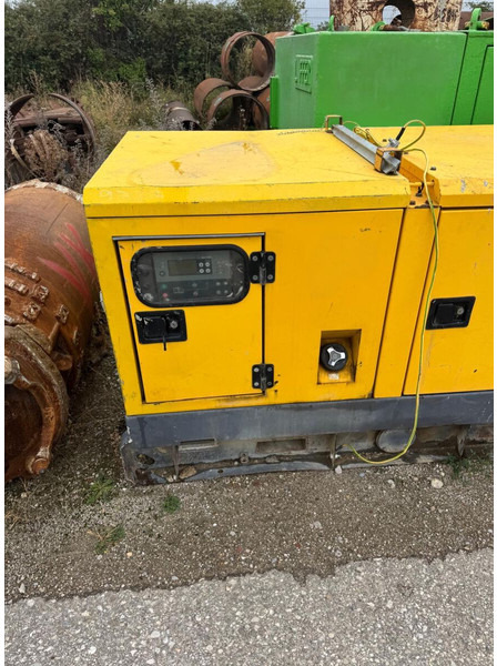 Atlas-Copco QAS 30 - Stromgenerator: das Bild 2 Atlas-Copco QAS 30 - Stromgenerator: das Bild 2