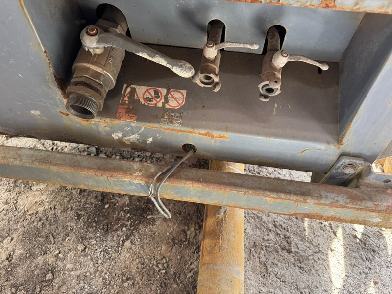 Atlas-Copco XAHS 347 - Luftkompressor: das Bild 3 Atlas-Copco XAHS 347 - Luftkompressor: das Bild 3
