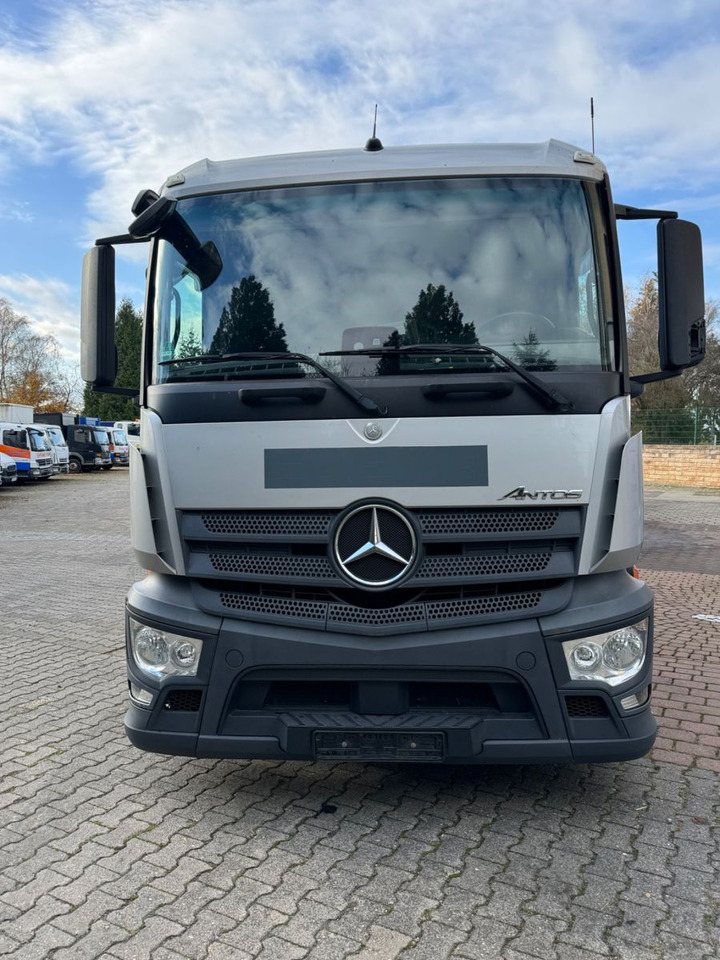 Mercedes-Benz Antos 2540/Durchladbar/2xLBW/Frigoblock/2instock - Kühlkoffer LKW: das Bild 4 Mercedes-Benz Antos 2540/Durchladbar/2xLBW/Frigoblock/2instock - Kühlkoffer LKW: das Bild 4