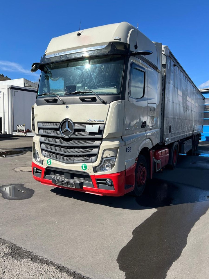 Mercedes-Benz Actros 1848 LS/GIGA/MirrorCam/Retarder/2instock - Sattelzugmaschine: das Bild 2 Mercedes-Benz Actros 1848 LS/GIGA/MirrorCam/Retarder/2instock - Sattelzugmaschine: das Bild 2