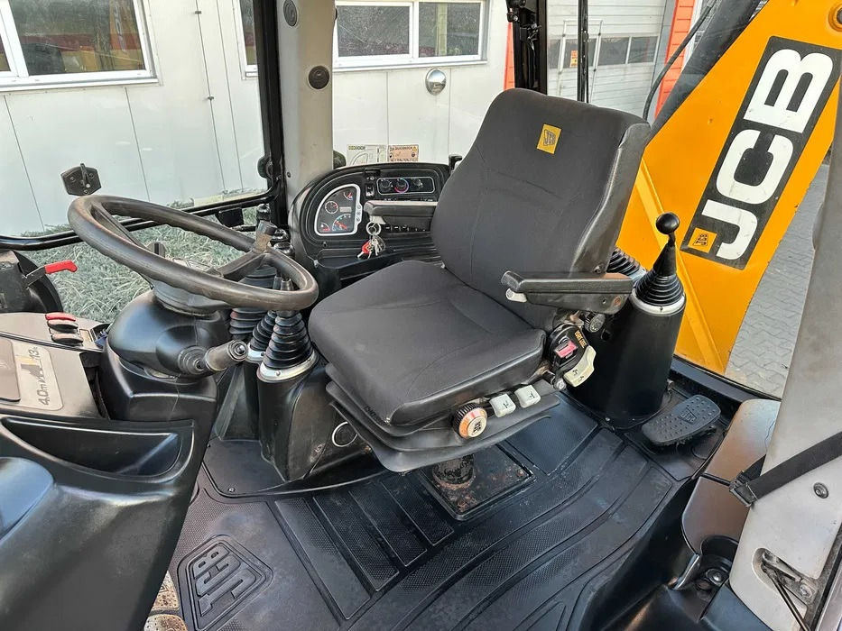 JCB 3CX - Baggerlader: das Bild 3 JCB 3CX - Baggerlader: das Bild 3