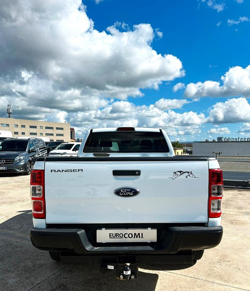 Ford Ranger 2.2 160 cv XL Supercab 4 posti 4wd - Pick-up: das Bild 5 Ford Ranger 2.2 160 cv XL Supercab 4 posti 4wd - Pick-up: das Bild 5