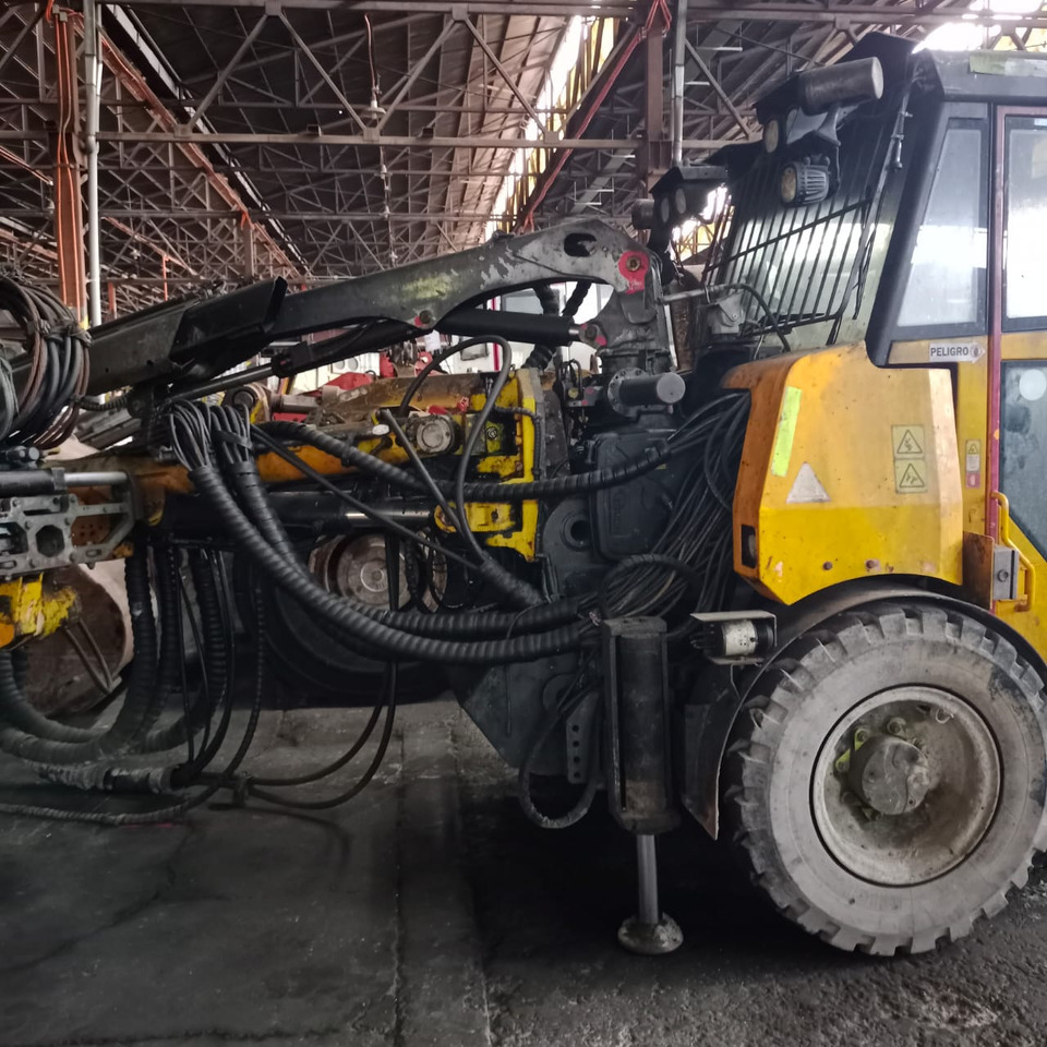 EPIROC BOLTEC S - Bergbaumaschine: das Bild 5 EPIROC BOLTEC S - Bergbaumaschine: das Bild 5
