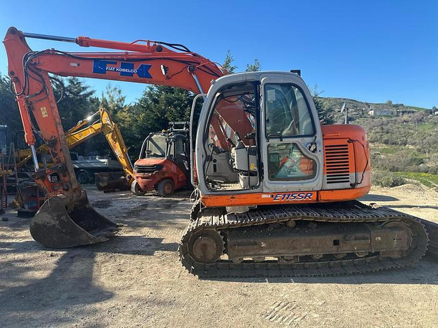 Fiat KOBELCO E115SR - Bagger: das Bild 2 Fiat KOBELCO E115SR - Bagger: das Bild 2