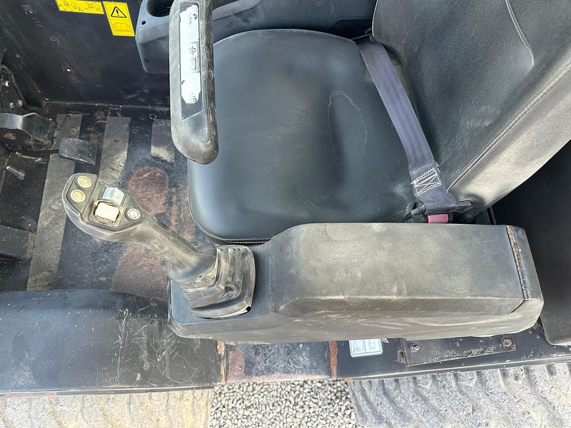 Deltalader JCB 225: das Bild 10