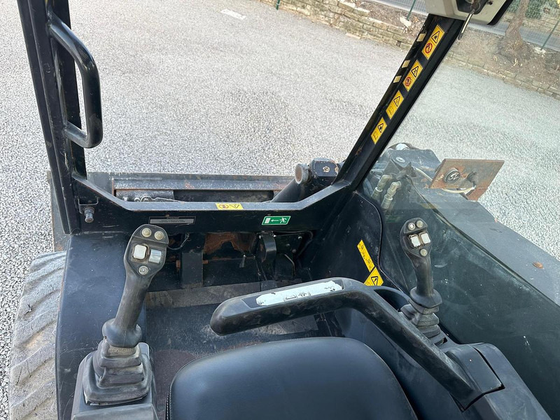 Deltalader JCB 225: das Bild 12