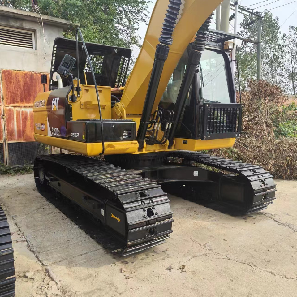 CATERPILLAR 320D2L - Kettenbagger: das Bild 5 CATERPILLAR 320D2L - Kettenbagger: das Bild 5