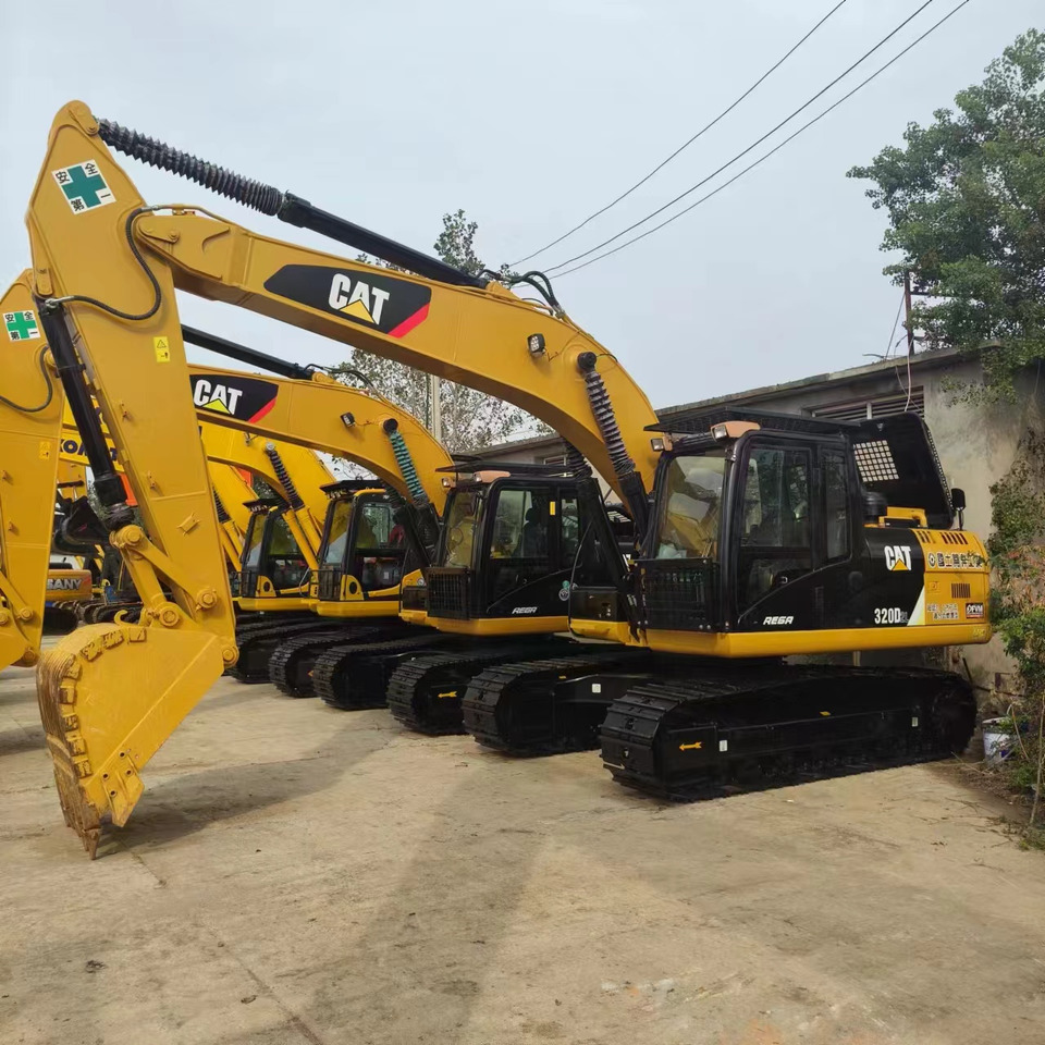 CATERPILLAR 320D2L - Kettenbagger: das Bild 1 CATERPILLAR 320D2L - Kettenbagger: das Bild 1