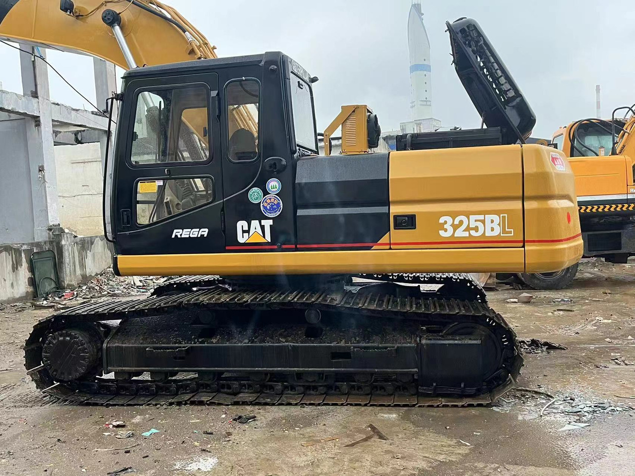 CATERPILLAR 325BL - Kettenbagger: das Bild 1 CATERPILLAR 325BL - Kettenbagger: das Bild 1