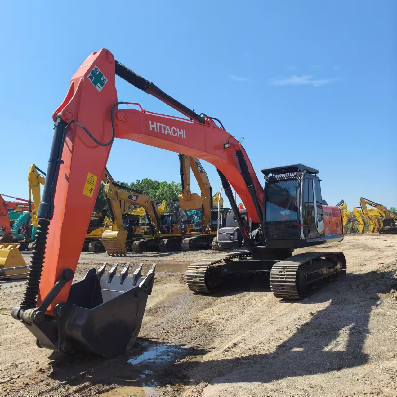 HITACHI ZX240 - Kettenbagger: das Bild 4 HITACHI ZX240 - Kettenbagger: das Bild 4