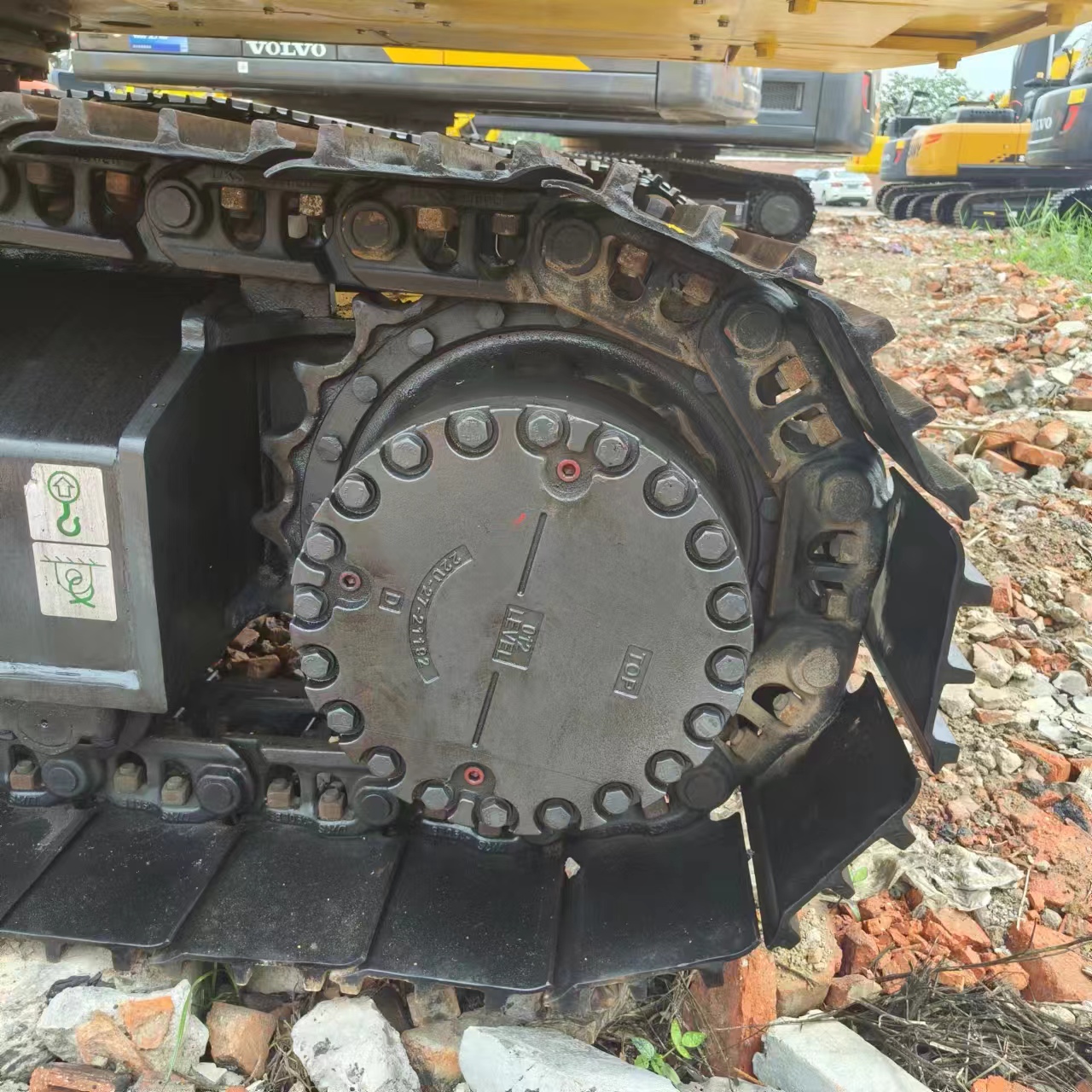 Kettenbagger KOMATSU PC240: das Bild 12 Kettenbagger KOMATSU PC240: das Bild 12