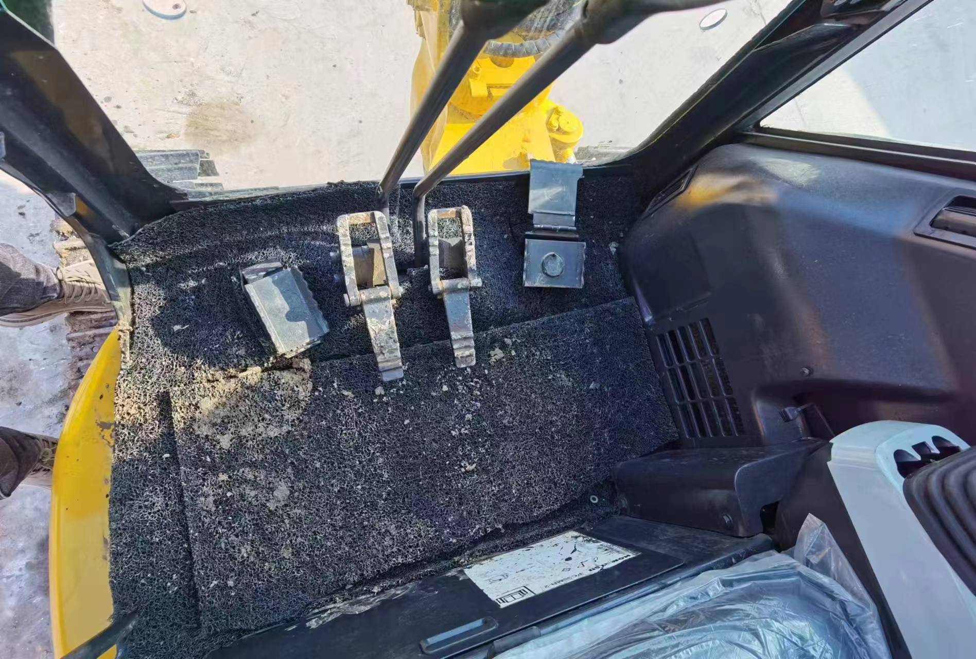 Minibagger KOMATSU PC35: das Bild 9