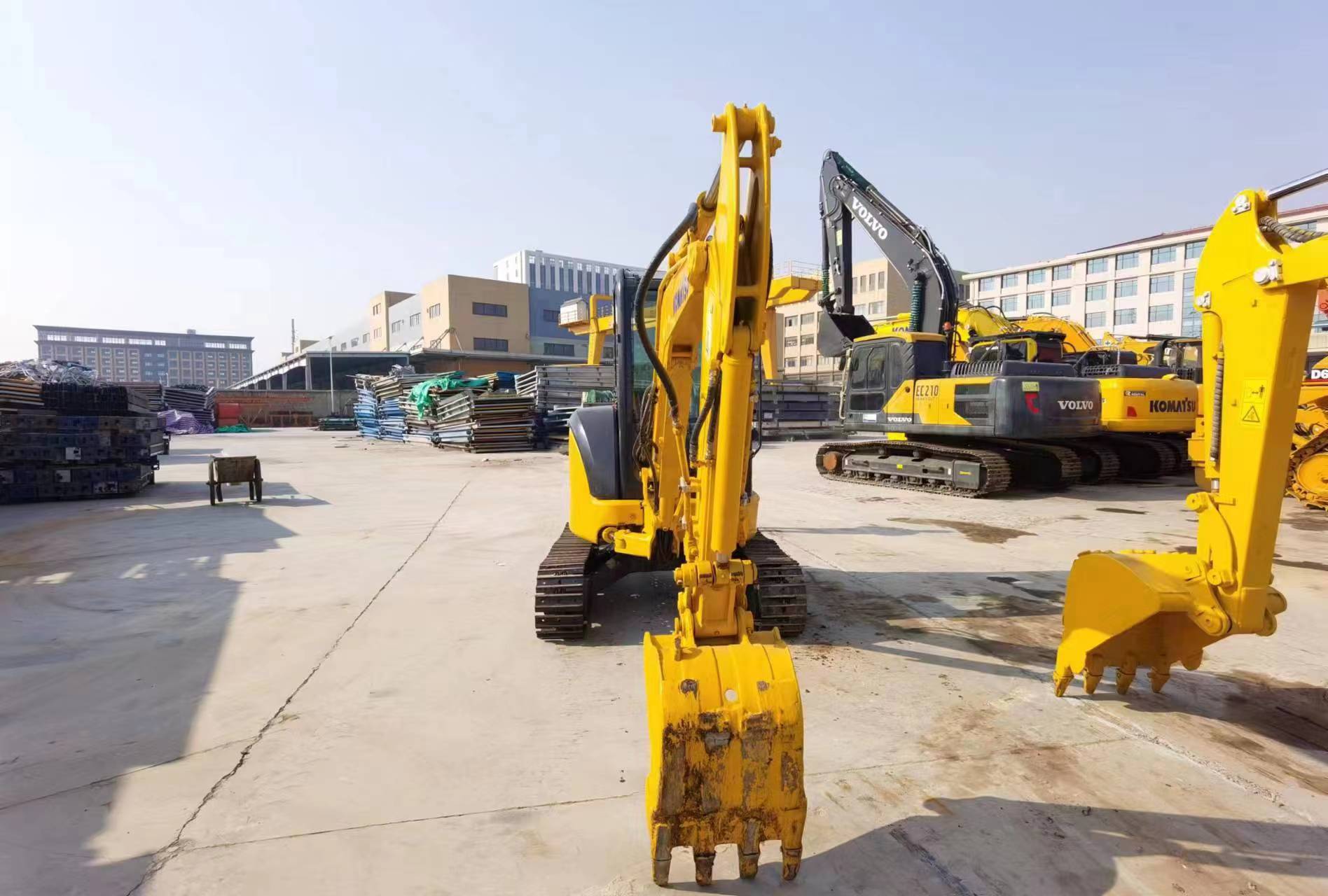 Minibagger KOMATSU PC35: das Bild 6