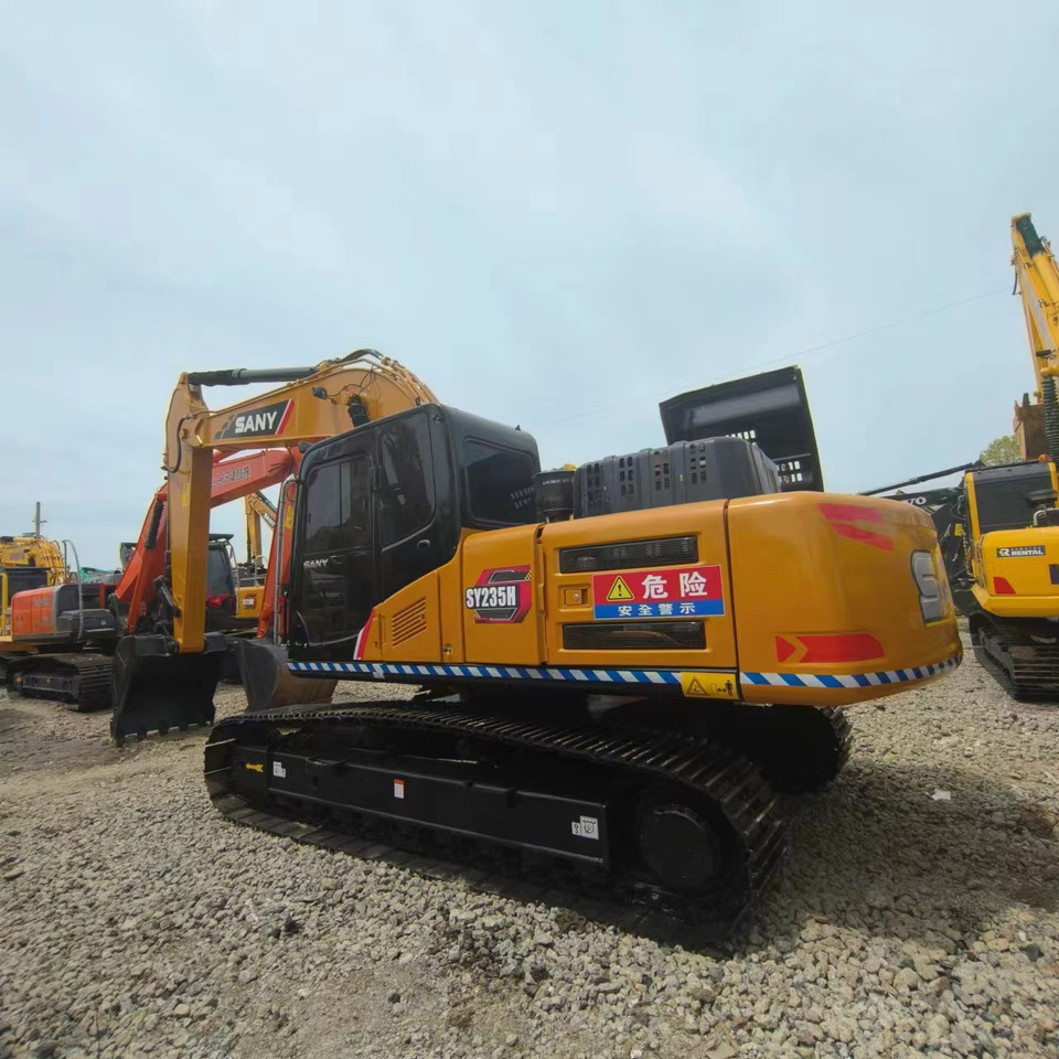 SANY SY235H - Kettenbagger: das Bild 2 SANY SY235H - Kettenbagger: das Bild 2