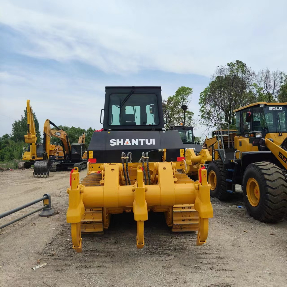 Shantui SD16 - Bulldozer: das Bild 4 Shantui SD16 - Bulldozer: das Bild 4