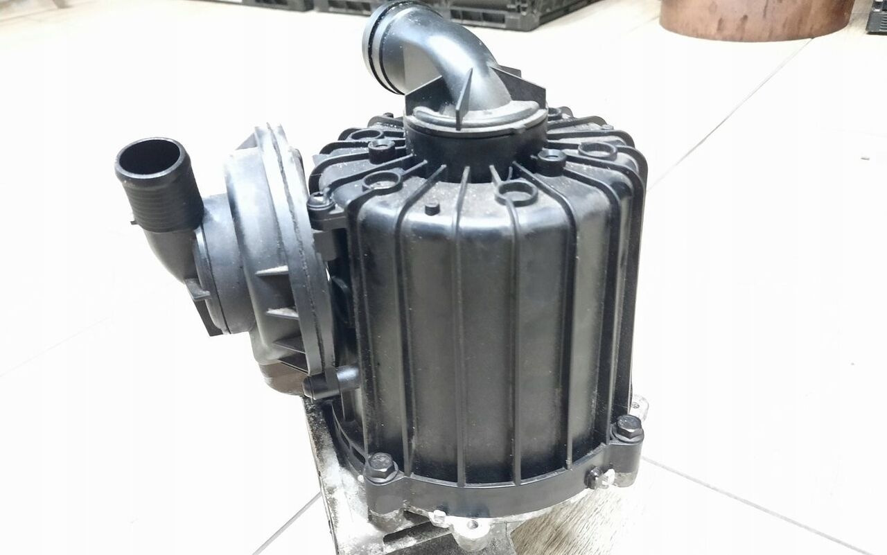 22877307 Volvo FH 4 FM 4 - Ölfilter für LKW: das Bild 2 22877307 Volvo FH 4 FM 4 - Ölfilter für LKW: das Bild 2