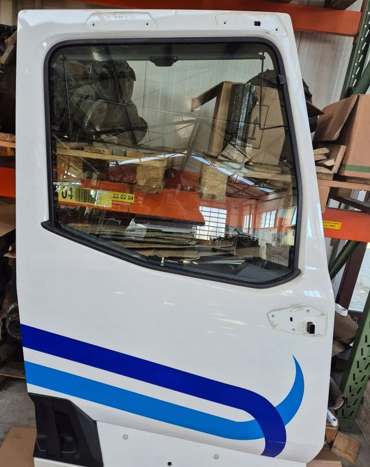 DRZWI KOMPLETNE PRAWE RENAULT GAMA T K C RANGE ORYGINALNE - Tür und Teile: das Bild 1 DRZWI KOMPLETNE PRAWE RENAULT GAMA T K C RANGE ORYGINALNE - Tür und Teile: das Bild 1