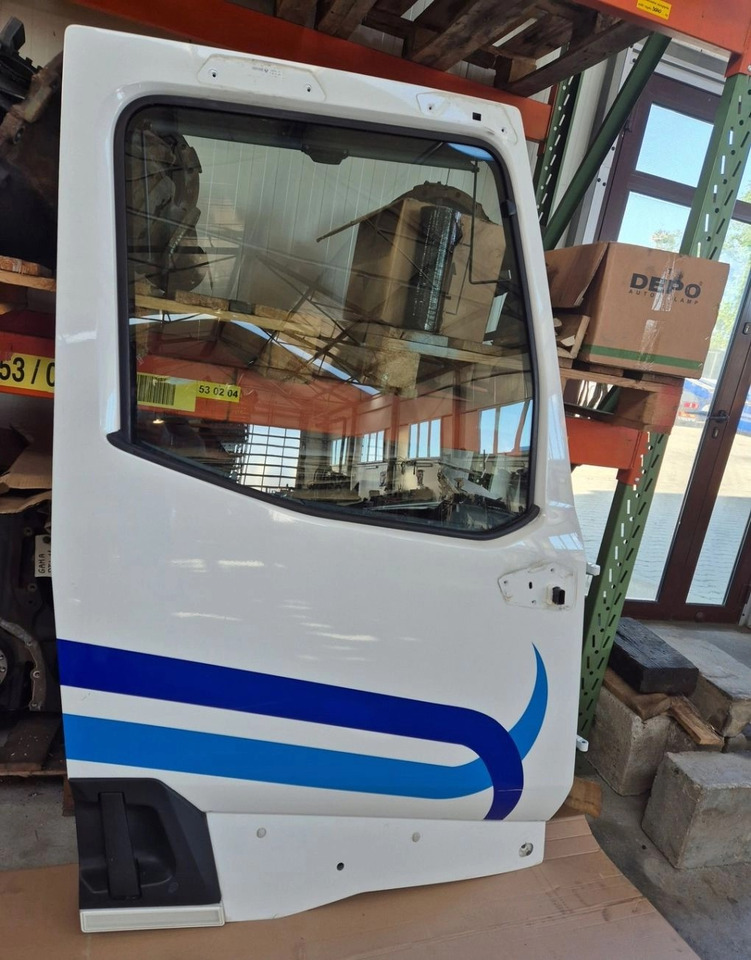 DRZWI KOMPLETNE PRAWE RENAULT GAMA T K C RANGE ORYGINALNE - Tür und Teile: das Bild 2 DRZWI KOMPLETNE PRAWE RENAULT GAMA T K C RANGE ORYGINALNE - Tür und Teile: das Bild 2