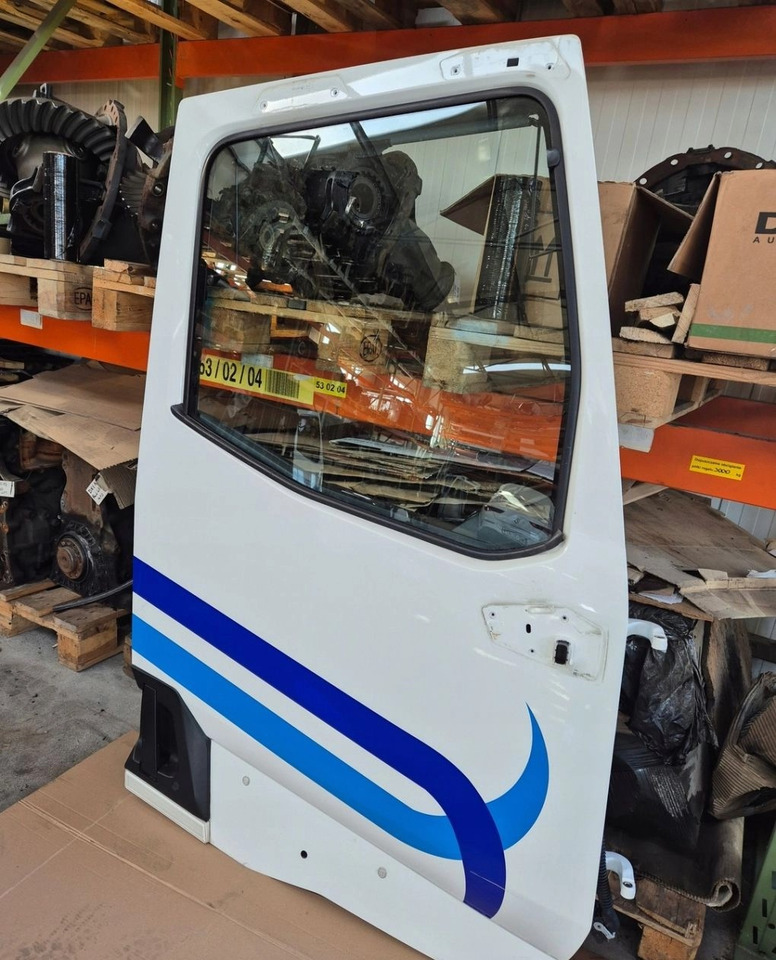 DRZWI KOMPLETNE PRAWE RENAULT GAMA T K C RANGE ORYGINALNE - Tür und Teile: das Bild 3 DRZWI KOMPLETNE PRAWE RENAULT GAMA T K C RANGE ORYGINALNE - Tür und Teile: das Bild 3