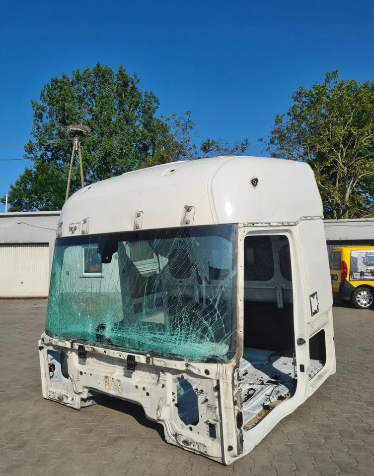GOŁA SZKIELET POSZYCIE BLACHA RENAULT GAMA T HIGH WYSOKA KABINA - USZKODZONA - Fahrerhaus: das Bild 1 GOŁA SZKIELET POSZYCIE BLACHA RENAULT GAMA T HIGH WYSOKA KABINA - USZKODZONA - Fahrerhaus: das Bild 1