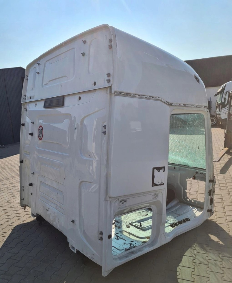 GOŁA SZKIELET POSZYCIE BLACHA RENAULT GAMA T HIGH WYSOKA KABINA - USZKODZONA - Fahrerhaus: das Bild 5 GOŁA SZKIELET POSZYCIE BLACHA RENAULT GAMA T HIGH WYSOKA KABINA - USZKODZONA - Fahrerhaus: das Bild 5