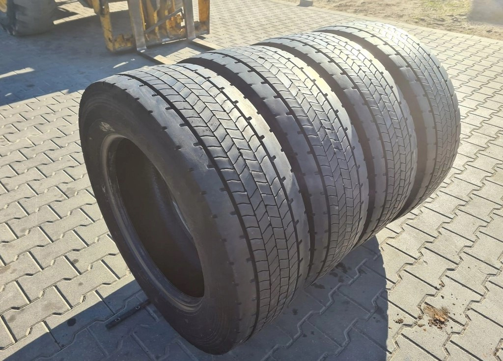 GOODYEAR TYŁ FUELMAX D 295/60 R 22.5 4 szt. stalowe - Felgen und Reifen: das Bild 2 GOODYEAR TYŁ FUELMAX D 295/60 R 22.5 4 szt. stalowe - Felgen und Reifen: das Bild 2
