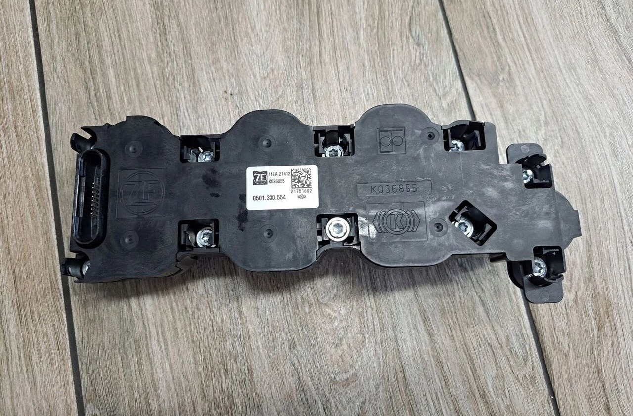 MODUŁ BLOK ELEKTRONIKA WYBIERAKA SKRZYNI BIEGÓW ZF TRAXON 0501.330.554 ZF TRAXON - Transmission für LKW: das Bild 3 MODUŁ BLOK ELEKTRONIKA WYBIERAKA SKRZYNI BIEGÓW ZF TRAXON 0501.330.554 ZF TRAXON - Transmission für LKW: das Bild 3