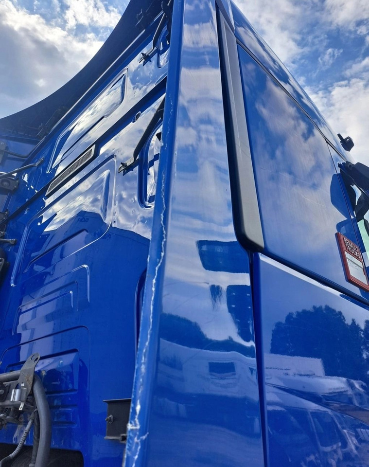 OWIEWKI KABINY KOMPLET RENAULT GAMA T RANGE - Aeropack/ Spoiler: das Bild 3 OWIEWKI KABINY KOMPLET RENAULT GAMA T RANGE - Aeropack/ Spoiler: das Bild 3