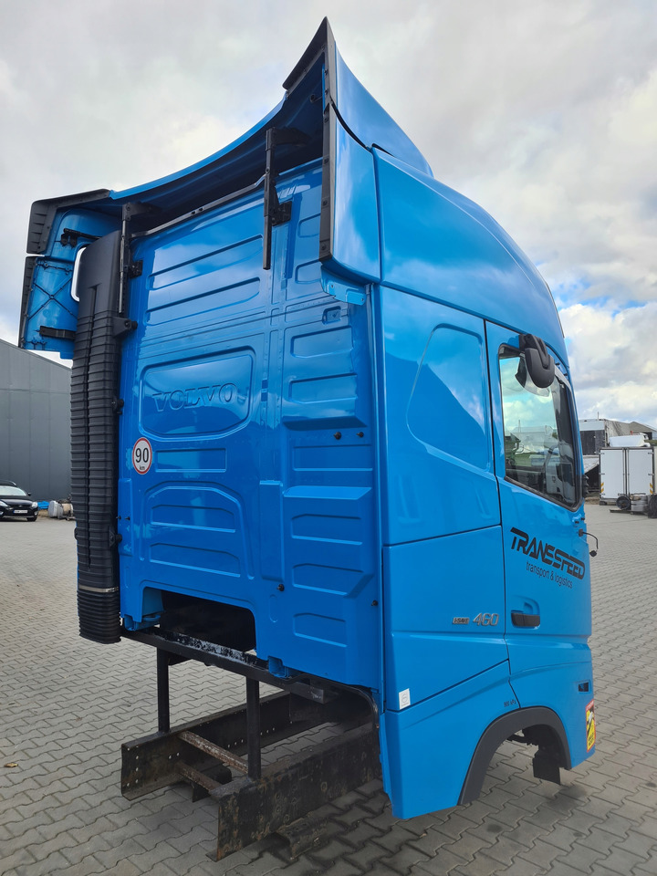 VOLVO KABINA KOMPLETNA VOLVO FH 5 EURO 6 I-SAVE GLOBETROTTER - Fahrerhaus für LKW: das Bild 3 VOLVO KABINA KOMPLETNA VOLVO FH 5 EURO 6 I-SAVE GLOBETROTTER - Fahrerhaus für LKW: das Bild 3