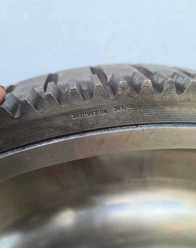 VOLVO KOŁO ZAMACHOWE VOLVO FH 16 FM 16 EURO 5 AUTOMAT - Schwungscheibe für LKW: das Bild 5 VOLVO KOŁO ZAMACHOWE VOLVO FH 16 FM 16 EURO 5 AUTOMAT - Schwungscheibe für LKW: das Bild 5