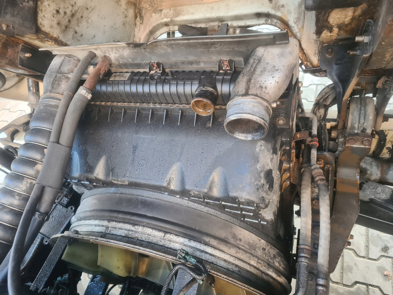 VOLVO KOMPLET CHŁODNIC CHŁODNICA INTERCOOLER RENAULT GAMA D DTI 5 VOLVO FL D5K EURO 6 - Kühler für LKW: das Bild 2 VOLVO KOMPLET CHŁODNIC CHŁODNICA INTERCOOLER RENAULT GAMA D DTI 5 VOLVO FL D5K EURO 6 - Kühler für LKW: das Bild 2